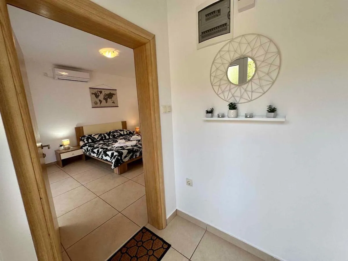 Apartments In Dramalj 45738