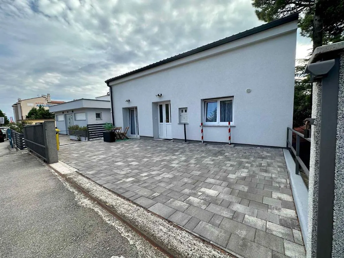 Apartments In Dramalj 45738 Croatia