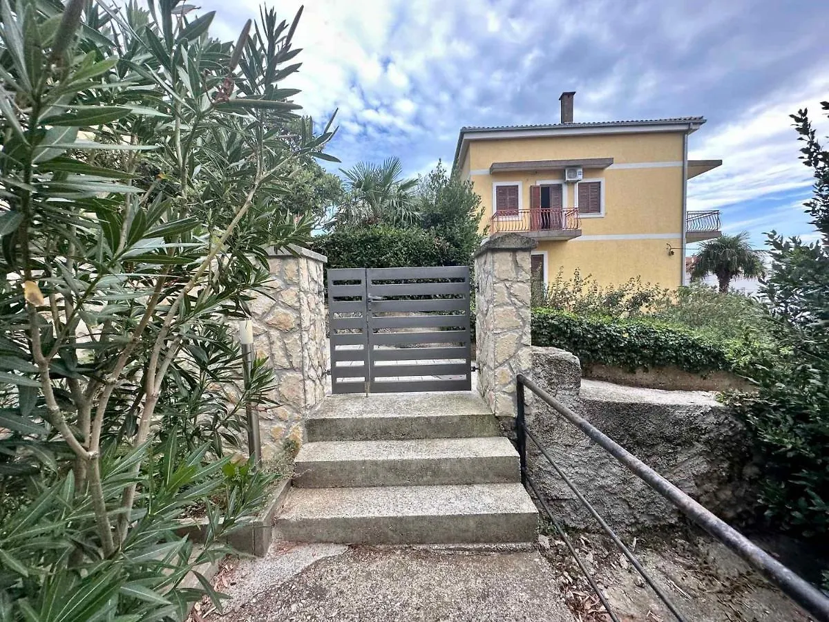Apartments In Dramalj 45738 Croatia