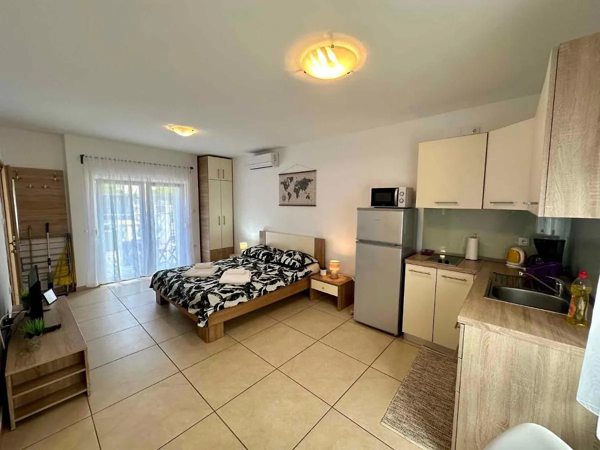 Apartments In Dramalj 45738 Croatia